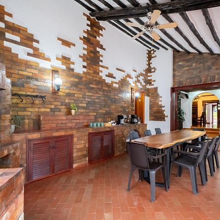 Hotel Chalet El Castillo By Majuva El Edén Buitenkant foto